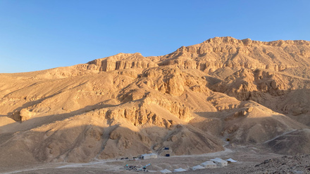 25 24 01 Bunbury_Challenges of Climate Change for Egypt’s Theban Mountain_Theban Mountain seen from Wadi 300