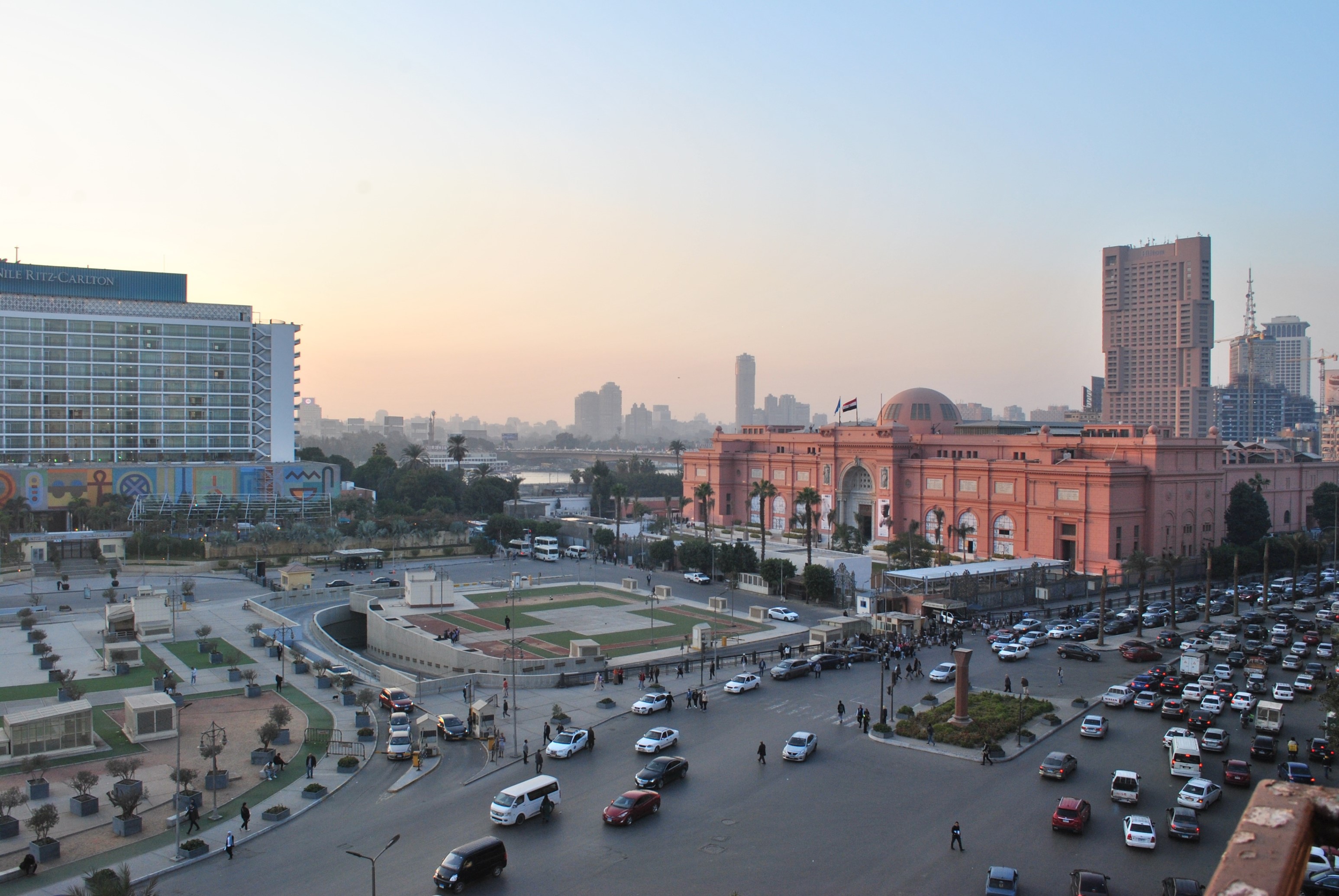 Cairo, EMC (www).jpg